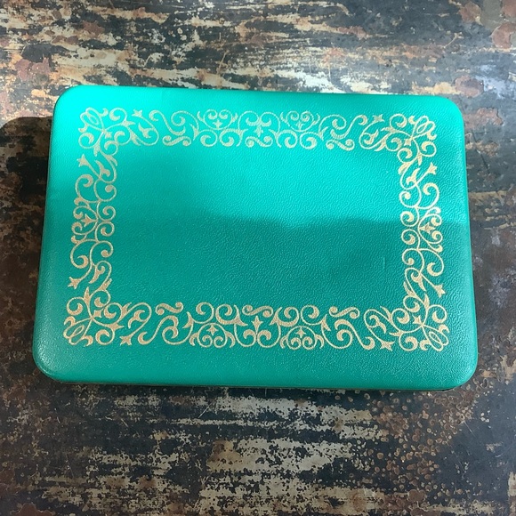 Vintage Jewelry - Vintage Jewelry Box With Satin Lining